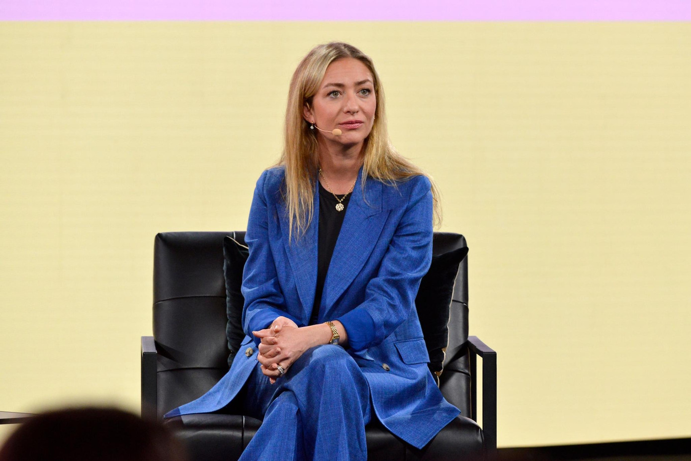 Whitney Wolfe Herd gây thất vọng vì không chia sẻ được kinh nghiệm kinh doanh nào có ích, thay vào đó chỉ tập trung tâng bốc Meghan. Ảnh: Getty Images.