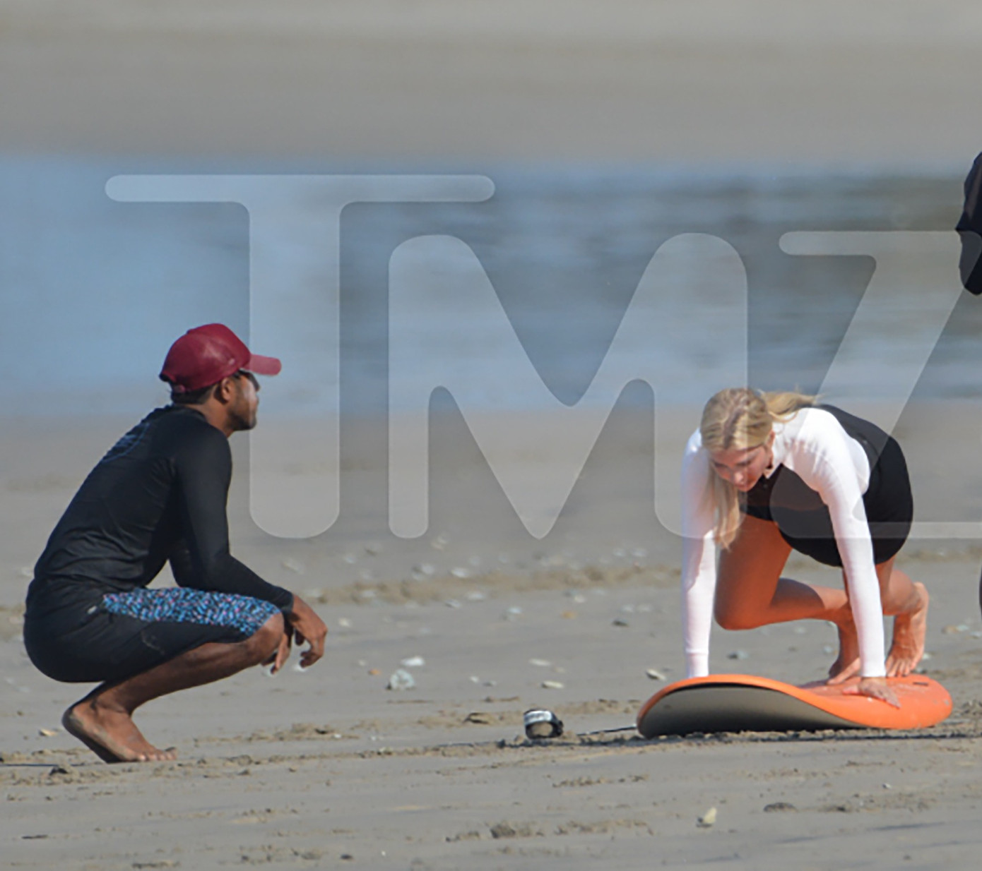 Ivanka cùng chồng con đang tận hưởng kỳ nghỉ đầu hè đầy nắng. Ảnh: TMZ. Ivanka cùng chồng con đang tận hưởng kỳ nghỉ đầu hè đầy nắng. Ảnh: TMZ.