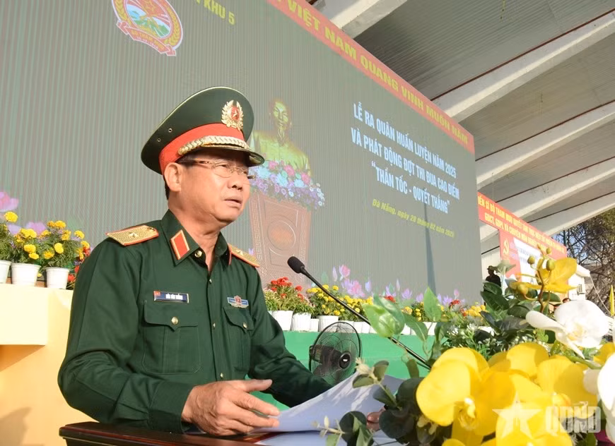 Thiếu tướng Hứa Văn Tưởng, Phó Tư lệnh Quân khu 5. Ảnh: QĐND. Thiếu tướng Hứa Văn Tưởng, Phó Tư lệnh Quân khu 5. Ảnh: QĐND.