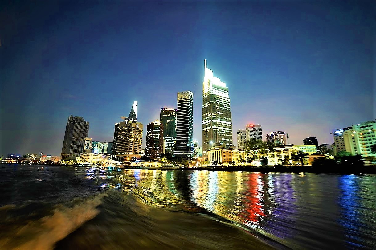 Khu vực trung tâm TPHCM, nhìn từ sông Sài Gòn Ảnh: Phạm Nguyễn