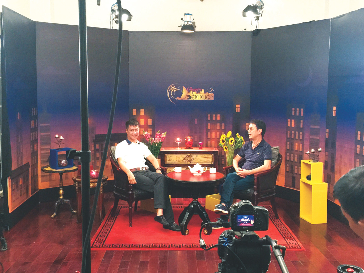 Đạo diễn Lê Hoàng, gương mặt làm nên sức hấp dẫn của chương trình Chuyện Đêm Muộn VTV3