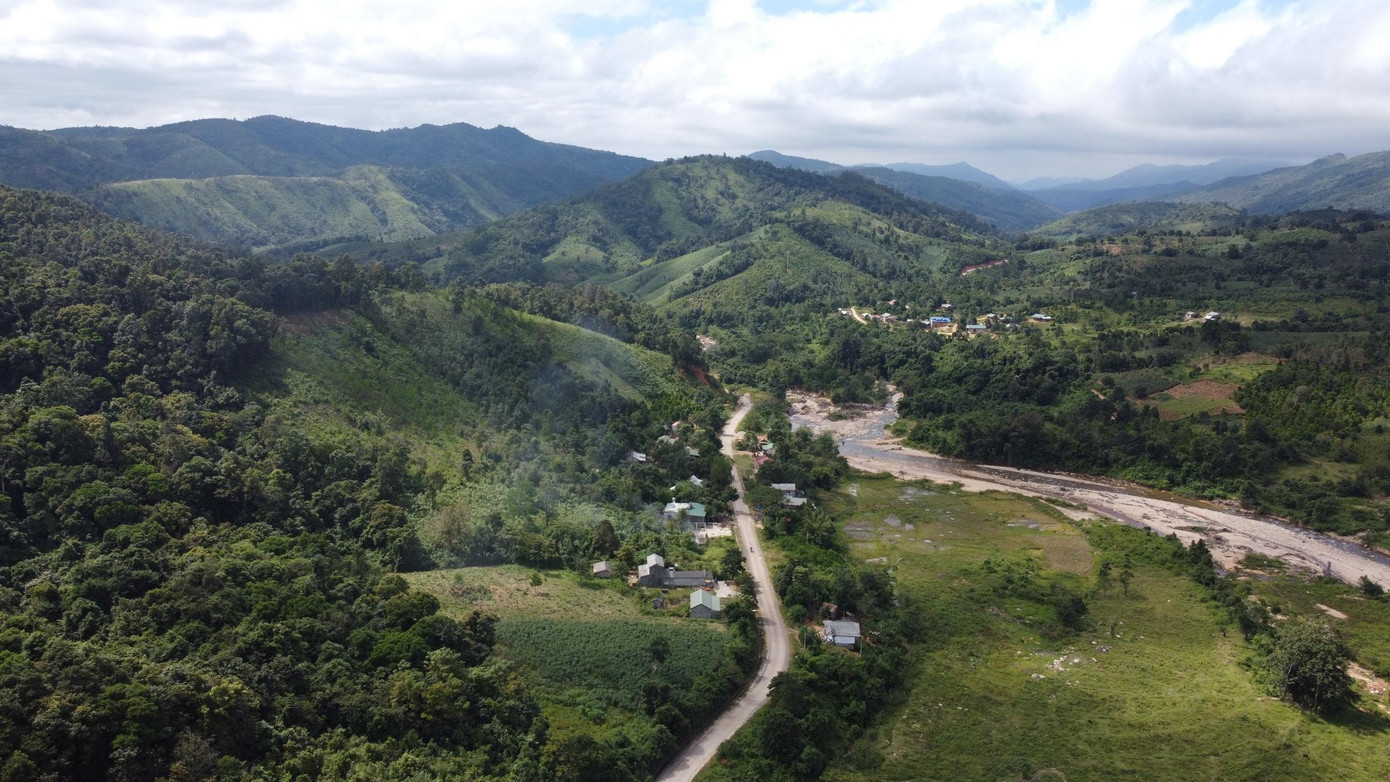 Cung đường vào Hướng Phùng-Hướng Việt