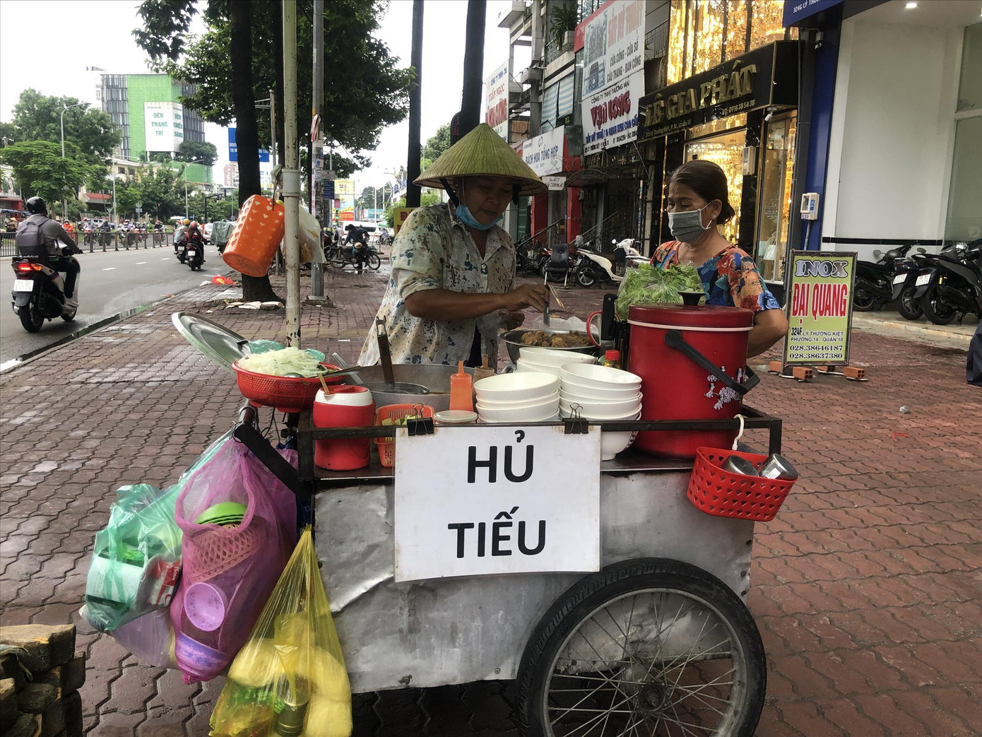 Hủ tiếu gõ - cứu cánh của nhiều người tha phương vào TPHCM lập nghiệp Hủ tiếu gõ - cứu cánh của nhiều người tha phương vào TPHCM lập nghiệp