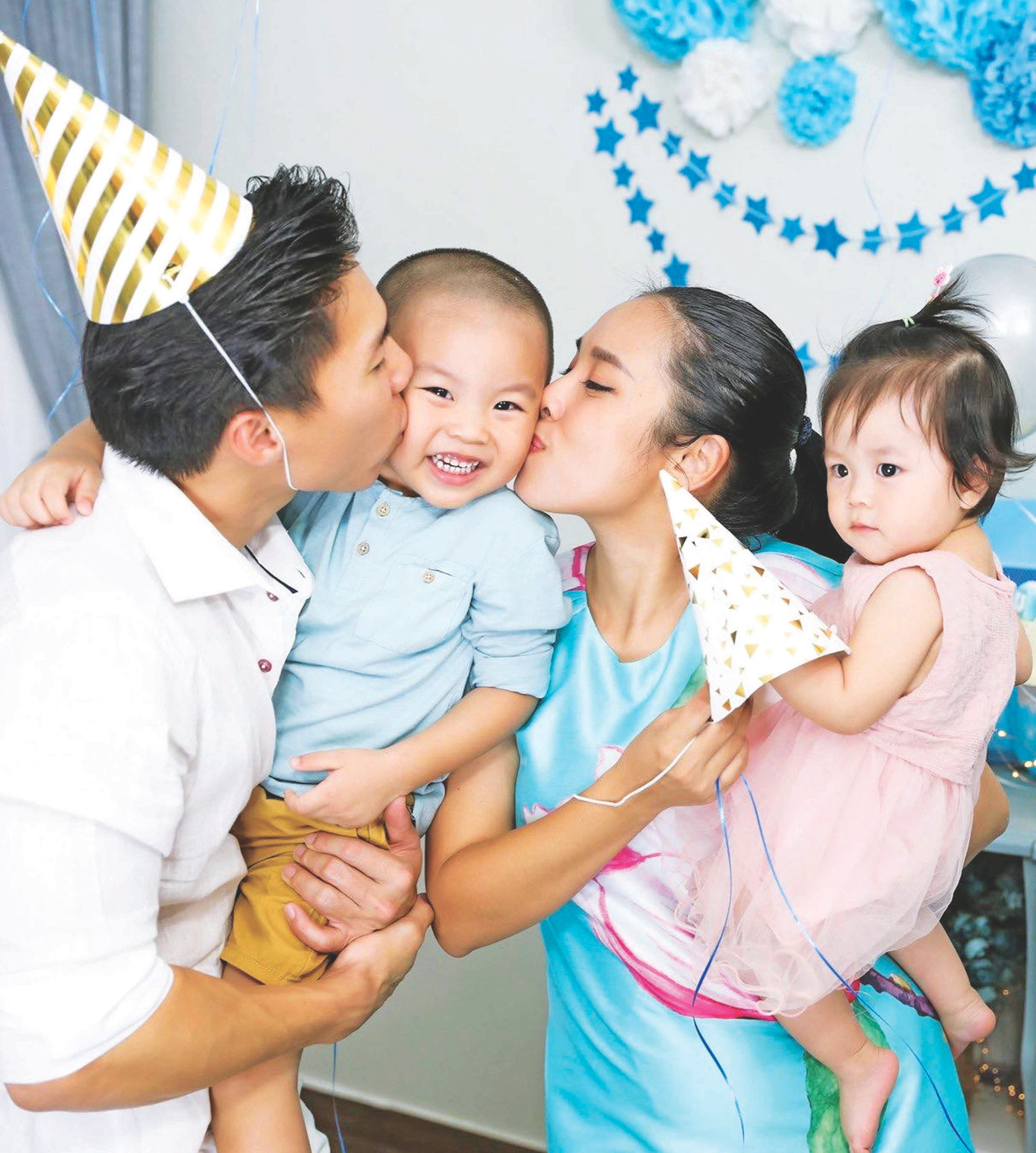 Gia đình “Dính một cục” luôn truyền cảm hứng yêu thương ở mọi nơi