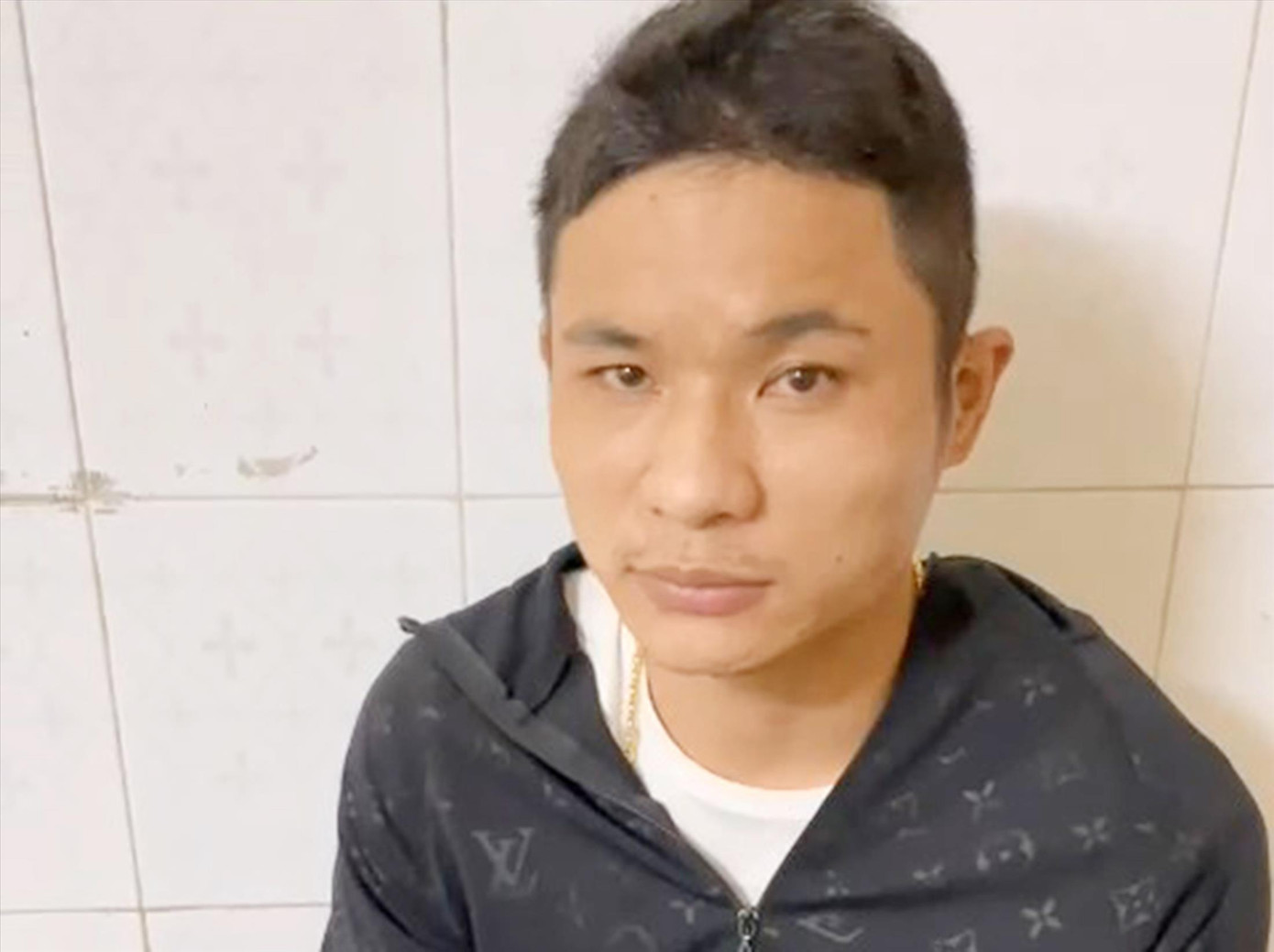 Kẻ cướp giật ở tiệm vàng bị bắt sau ít giờ gây án Kẻ cướp giật ở tiệm vàng bị bắt sau ít giờ gây án