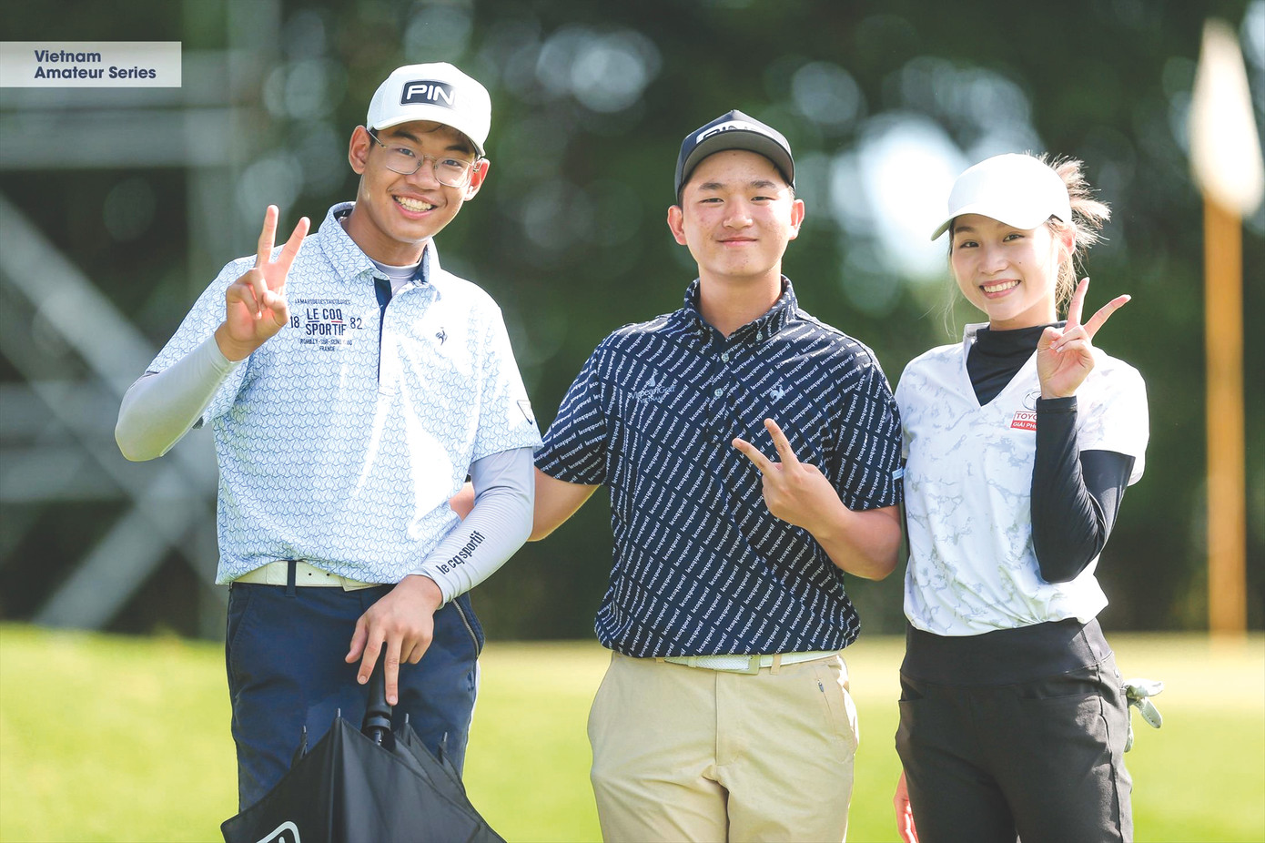 Nhiều thành viên đội tuyển golf quốc gia dự giải.