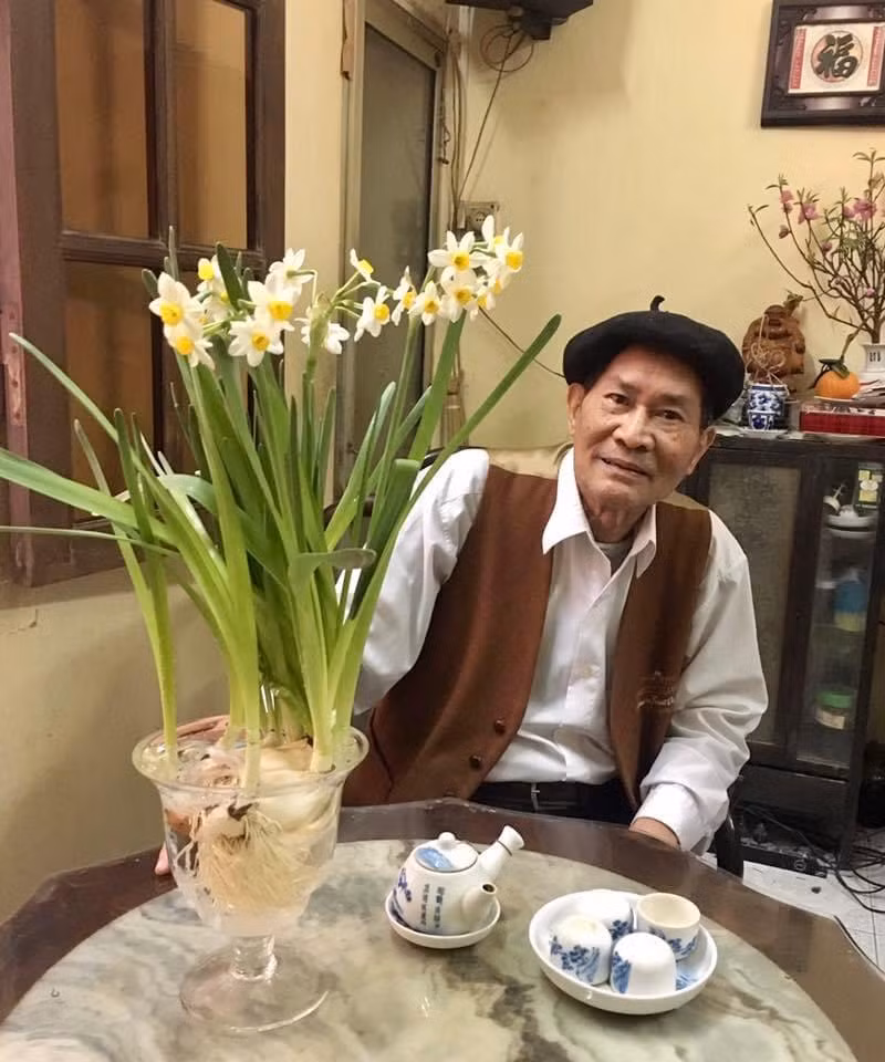 Nhà văn, nhà báo Lê Văn Ba