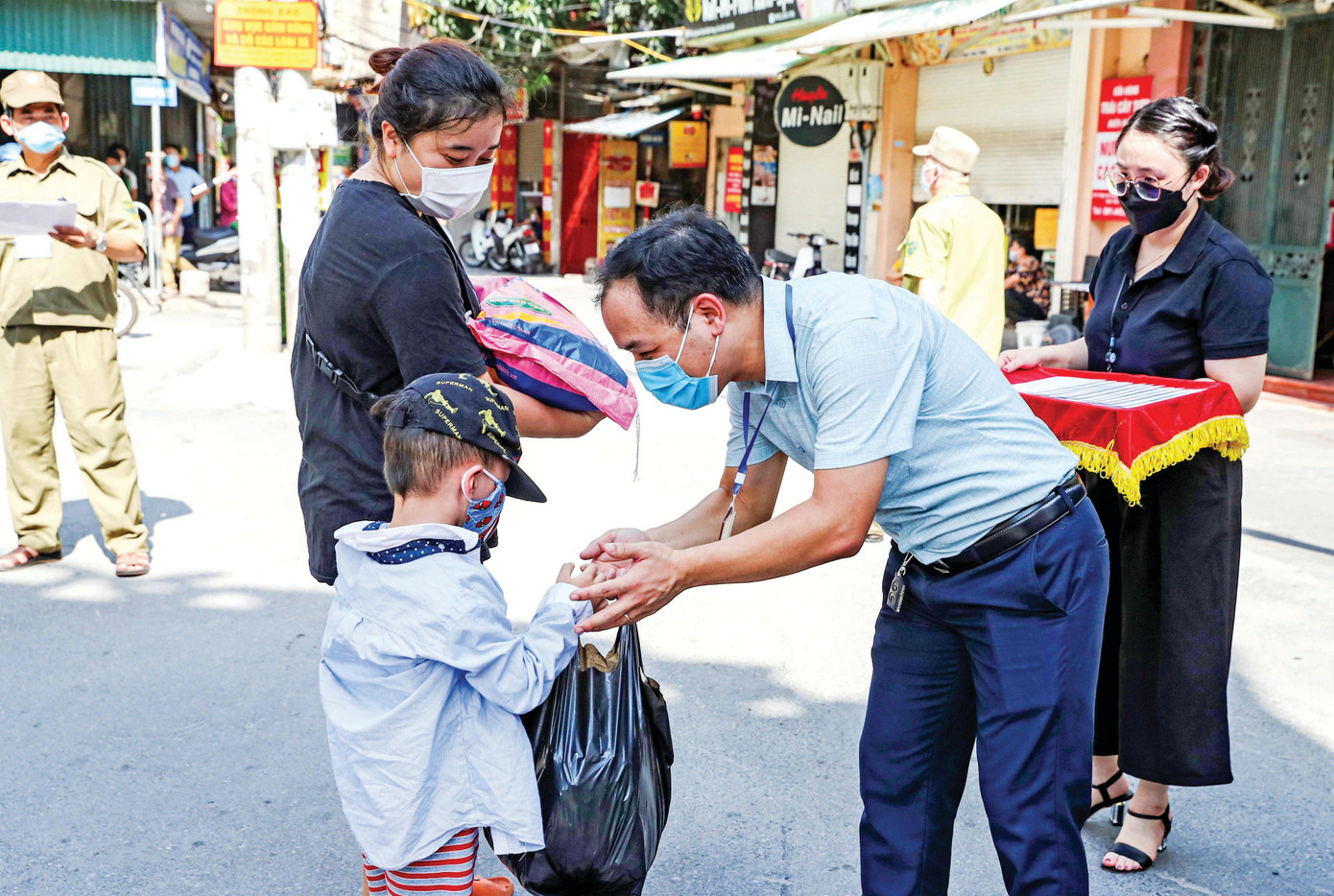 Chính sách an sinh xã hội dự kiến là một trong những trọng tâm của gói kích thích phục hồi kinh tế ảnh: Như Ý