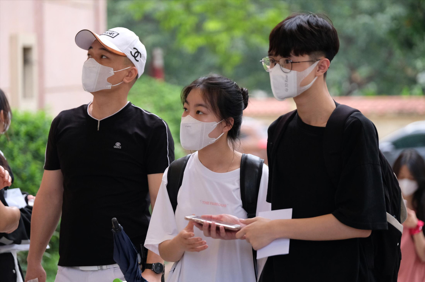 Thí sinh chuẩn bị bước vào kỳ thi tốt nghiệp THPT 2023. Ảnh: Mạnh Thắng Thí sinh chuẩn bị bước vào kỳ thi tốt nghiệp THPT 2023. Ảnh: Mạnh Thắng