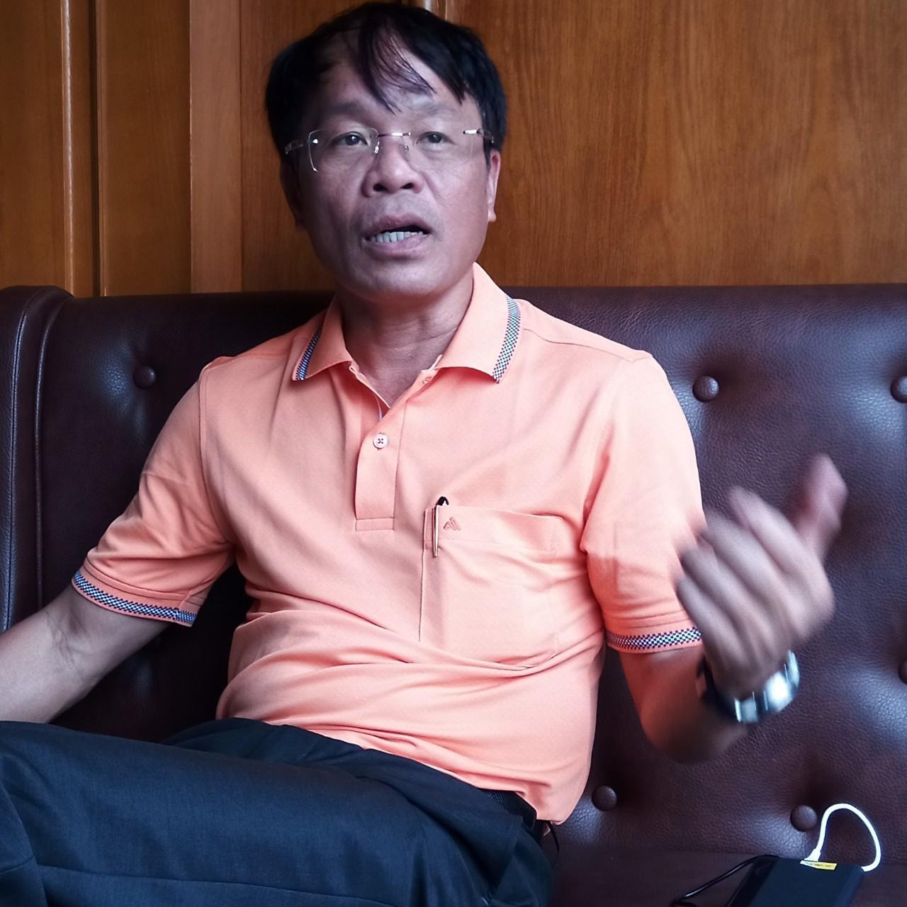 Doanh nhân Vũ Văn Đảo nhàu nhĩ với thời cuộc Doanh nhân Vũ Văn Đảo nhàu nhĩ với thời cuộc