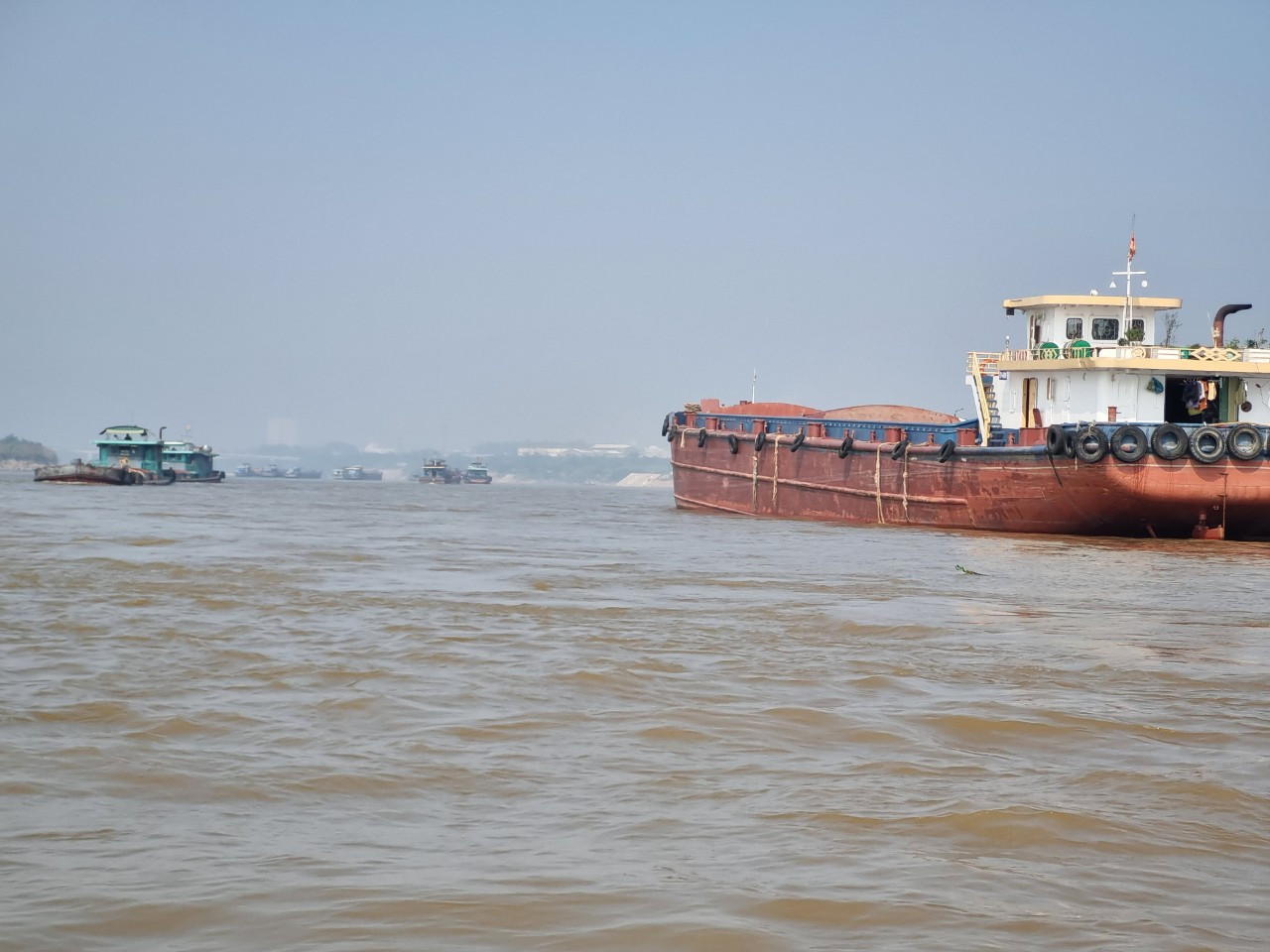 Ngã ba Bạch Hạc, nơi thuyền bè sầm uất