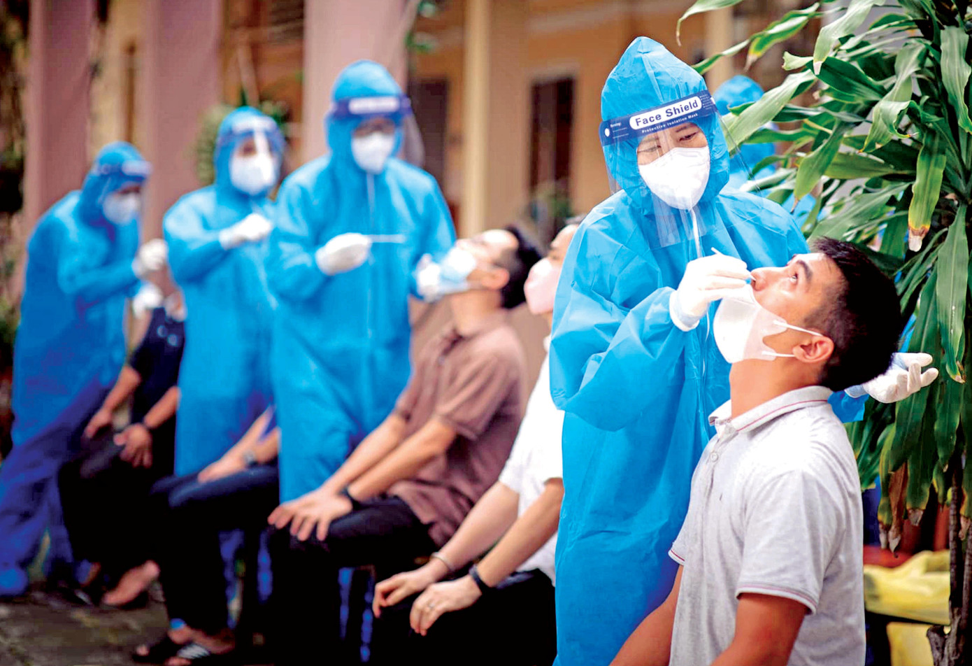 Các tình nguyện viên nghệ sỹ trong một chương trình văn nghệ Nguồn ảnh: NVCC