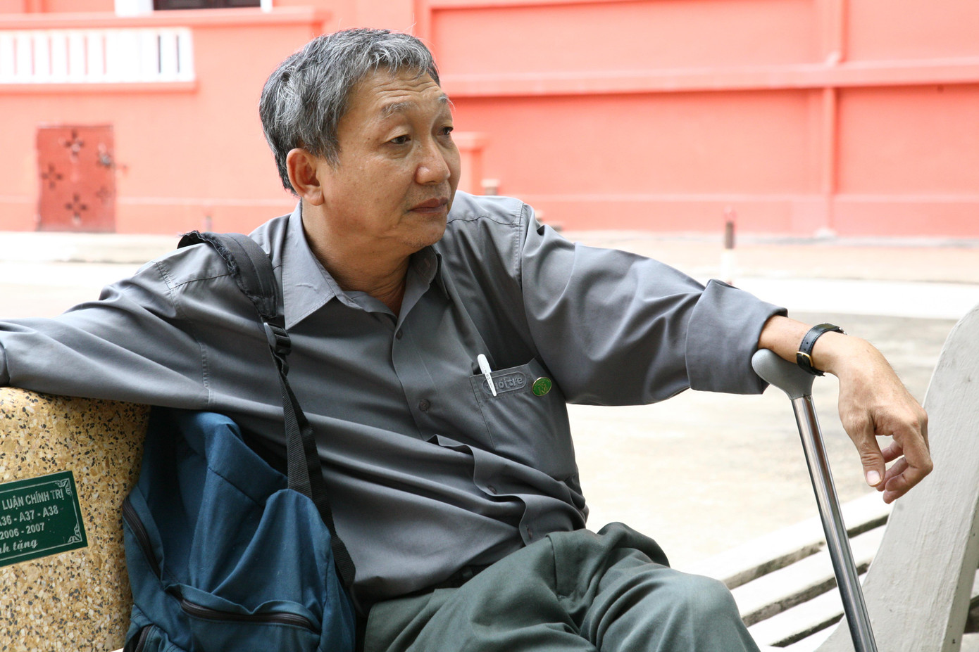 Nhà văn Lê Văn Nghĩa tại Hà Nội tháng 8/2010 Ảnh: Nguyễn Đình Toán Nhà văn Lê Văn Nghĩa tại Hà Nội tháng 8/2010 Ảnh: Nguyễn Đình Toán