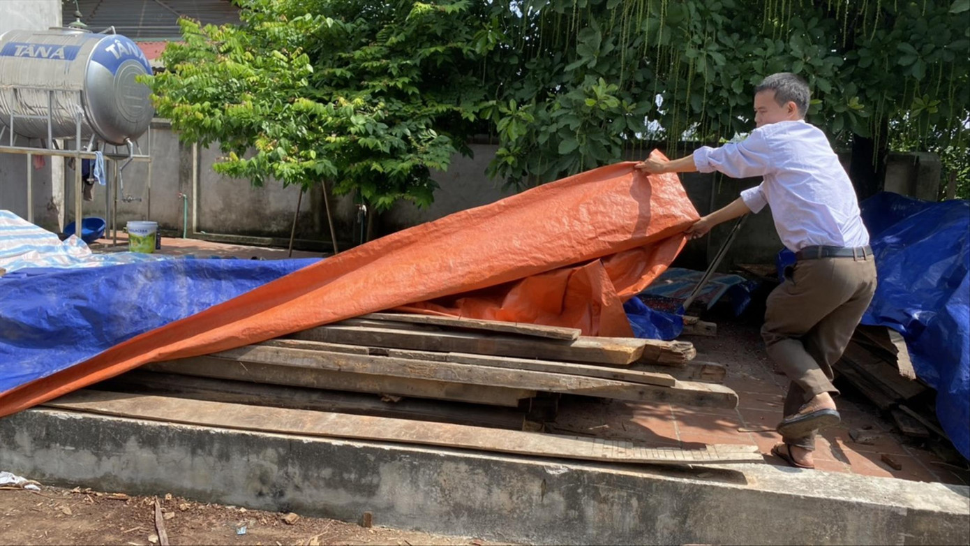 Cấu kiện gỗ chờ được đánh giá. Ảnh: Kỳ Sơn Cấu kiện gỗ chờ được đánh giá. Ảnh: Kỳ Sơn