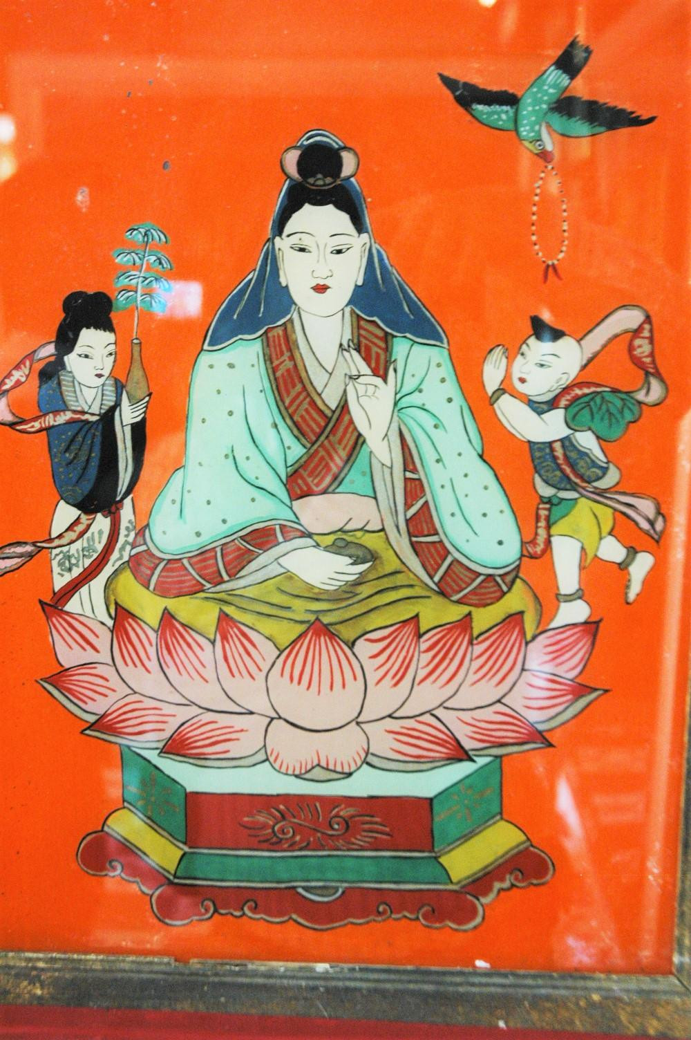 Tranh kính chủ đề về tổ tiên, quê hương và tôn giáo