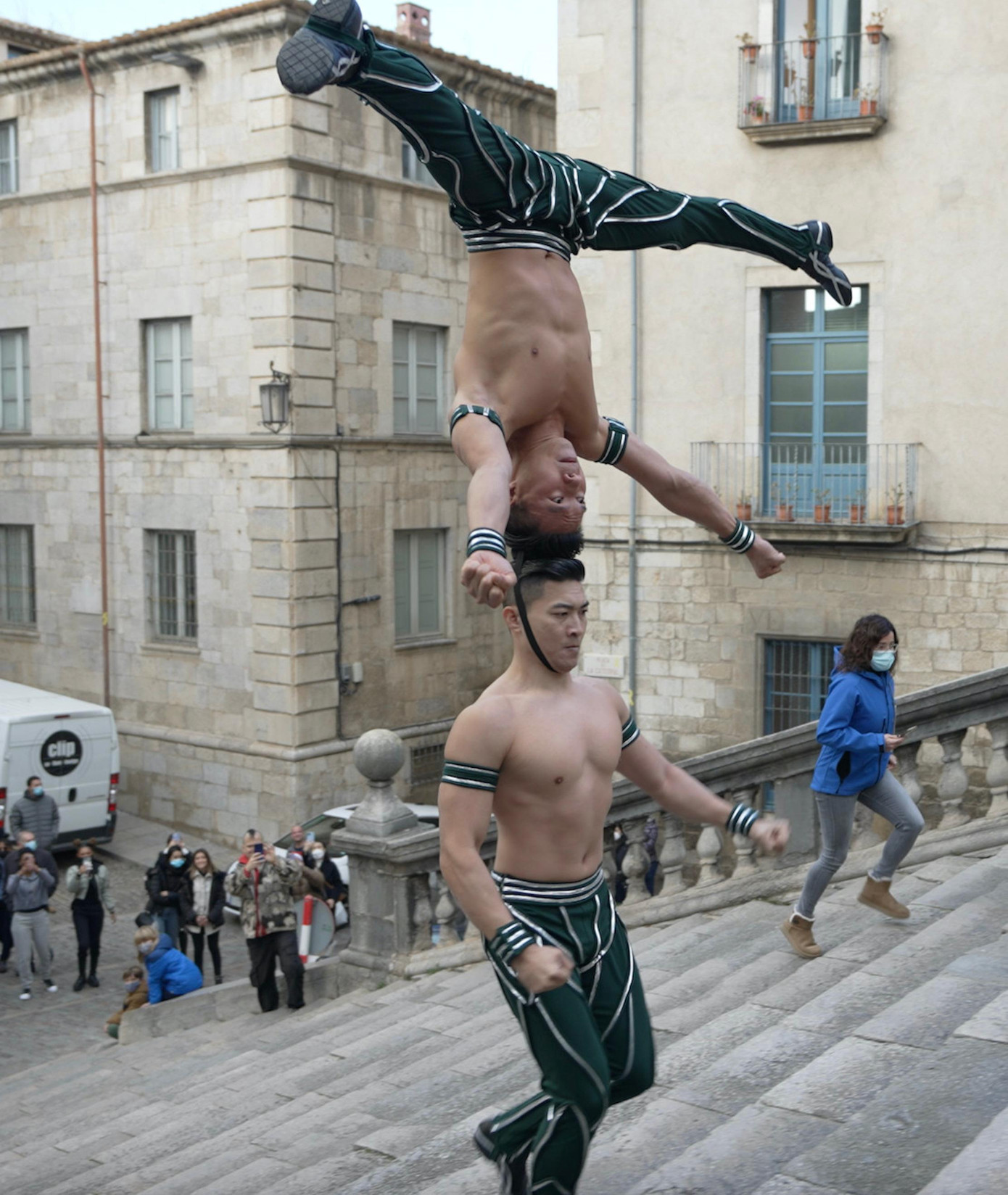 Bước chân lên đỉnh vinh quang Bước chân lên đỉnh vinh quang