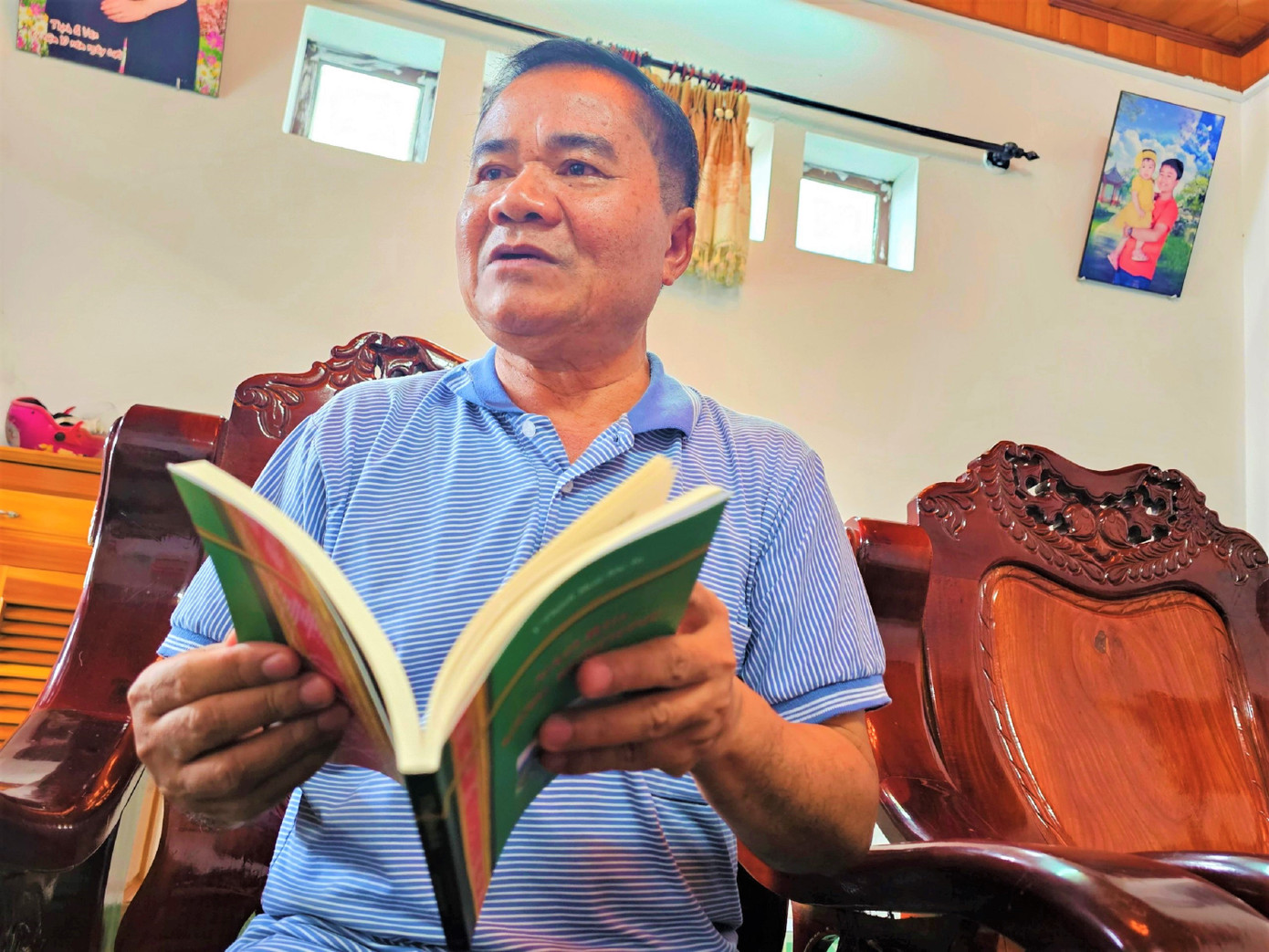 Ông Y Thịnh- chủ nhân cuốn sách Lịch sử Văn hóa M'nông Ông Y Thịnh- chủ nhân cuốn sách Lịch sử Văn hóa M'nông