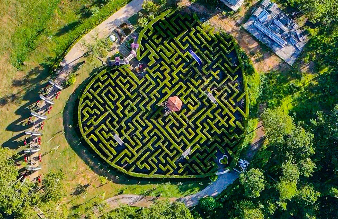 Mê cung tình yêu ở Đà Lạt