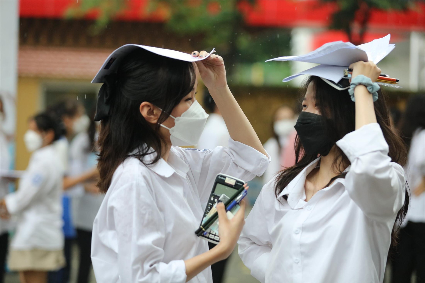 Học sinh đang là nạn nhân của bệnh thành tích. Ảnh: Nghiêm Huê Học sinh đang là nạn nhân của bệnh thành tích. Ảnh: Nghiêm Huê