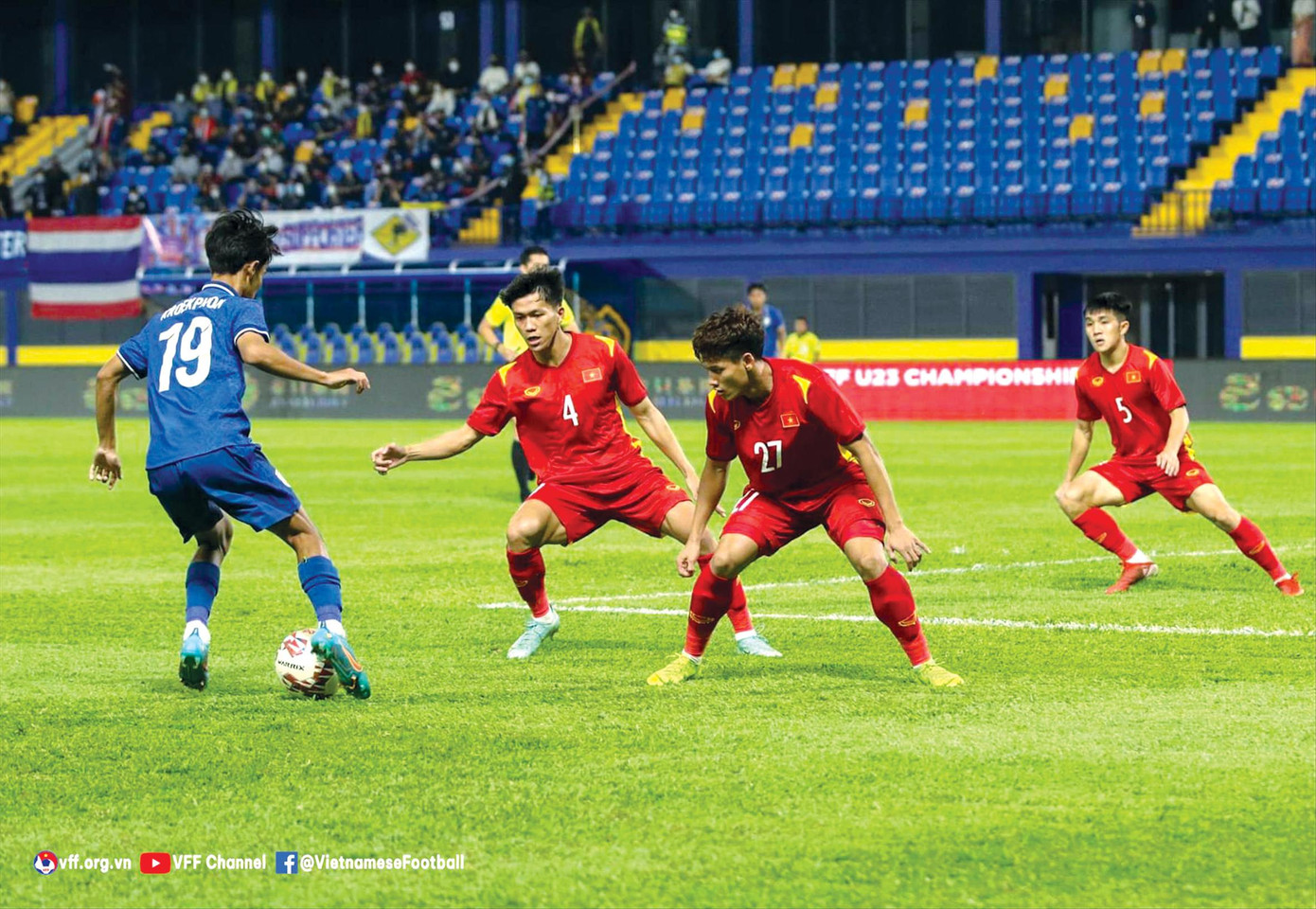 Các cầu thủ U23 Việt Nam ra sân với tinh thần cao nhất trong trận chung kết với U23 Thái Lan ảnh: Anh Đoàn