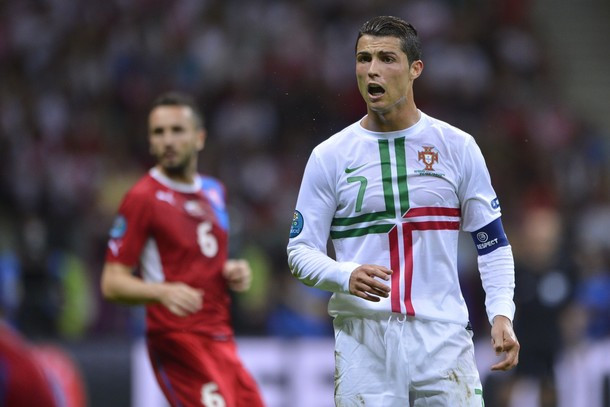 Ronaldo là tâm điểm của trận đấu