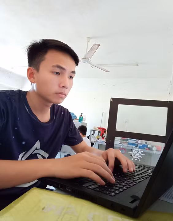 Nhiều học sinh giỏi cấp Quốc gia tiếp tục đăng ký tuyển thẳng vào ĐH Duy Tân ảnh 2