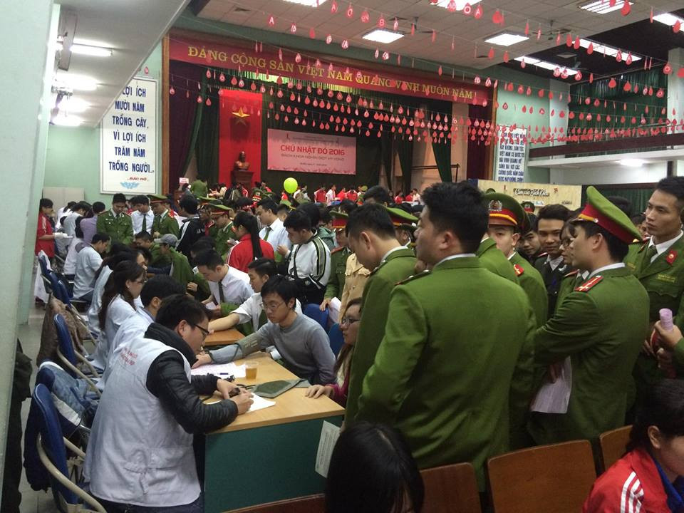 Chủ Nhật Đỏ 2016 đã tiếp nhận 11.763 đơn vị máu ảnh 69
