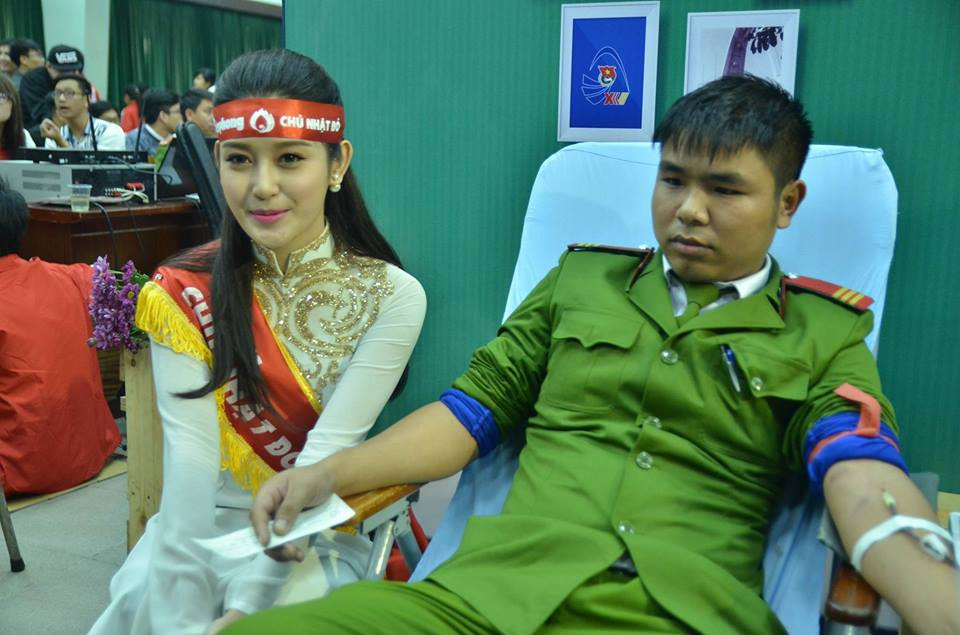 Chủ Nhật Đỏ 2016 đã tiếp nhận 11.763 đơn vị máu ảnh 42