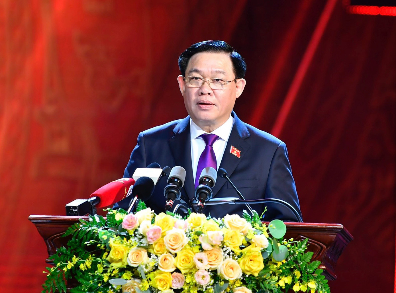 Chủ tịch Quốc hội Vương Đình Huệ phát biểu tại lễ trao giải (ảnh Như Ý) Chủ tịch Quốc hội Vương Đình Huệ phát biểu tại lễ trao giải (ảnh Như Ý)