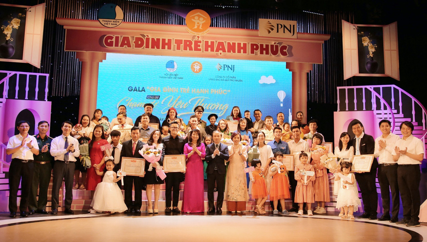 Các gia đình trẻ tiêu biểu toàn quốc năm 2023 Các gia đình trẻ tiêu biểu toàn quốc năm 2023