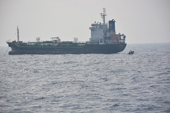 Tàu Hải quân Việt Nam hoàn thành tốt các khoa mục Diễn tập AUMX ảnh 8