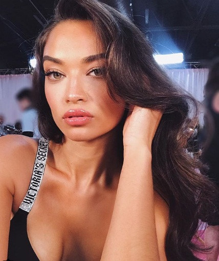 Hậu trường sôi động các mỹ nhân nội y Victoria's Secret trước giờ G ảnh 54