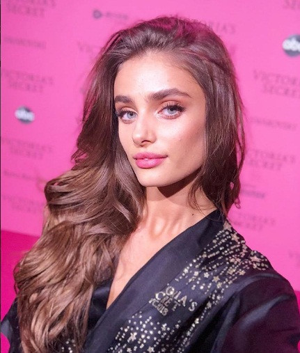 Hậu trường sôi động các mỹ nhân nội y Victoria's Secret trước giờ G ảnh 56