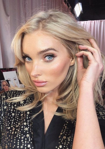 Hậu trường sôi động các mỹ nhân nội y Victoria's Secret trước giờ G ảnh 41