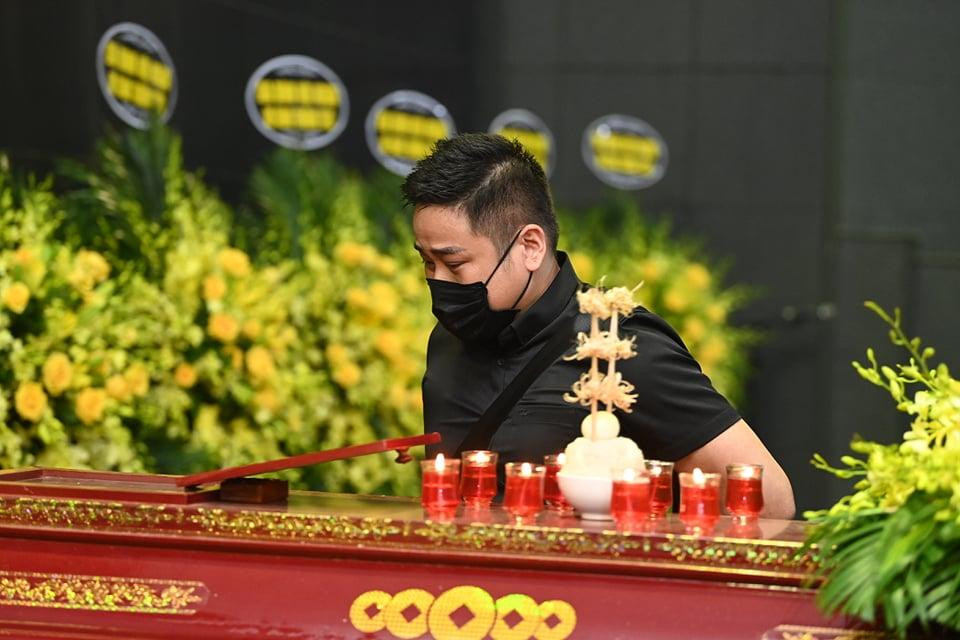 Minh Tiệp chia sẻ anh quen Thu Thuỷ từ năm 1993, trước khi cô đăng quang hoa hậu. Từ đó đến nay hai người vẫn giữ liên lạc và chia sẻ nhiều điều trong cuộc sống.