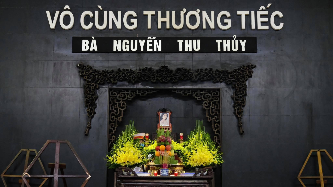 Cô qua đời hôm 5/6 do trụy tim, hưởng dương 45 tuổi.
