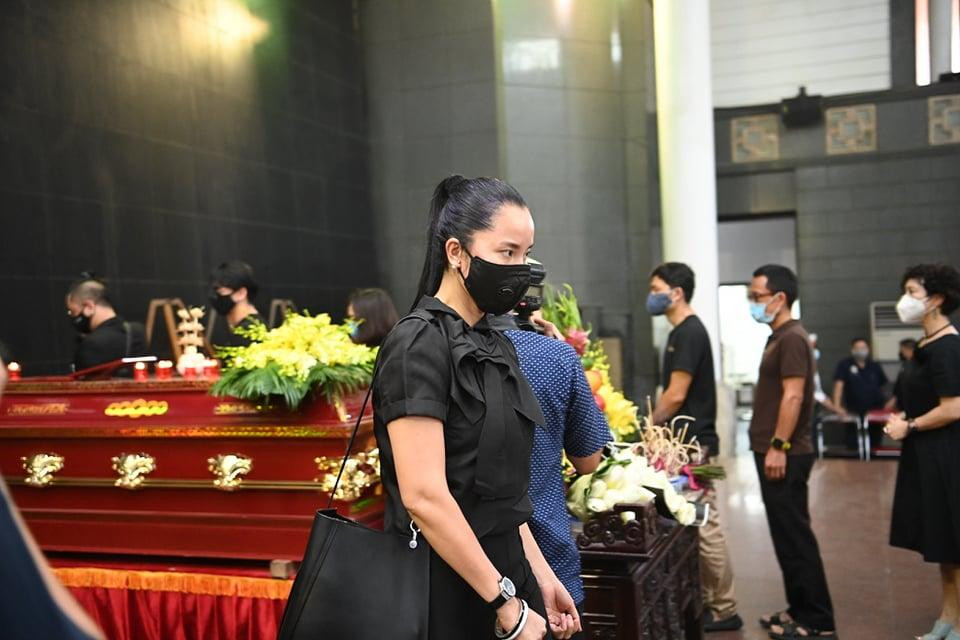 Á hậu Ngô Thúy Hà cũng tới viếng Hoa hậu Thu Thủy. Cô chia sẻ Thu Thủy luôn là một người bạn truyền cảm hứng cho cô và các bạn bè khác trong cuộc sống vì sự năng động, dám sống, dám làm.