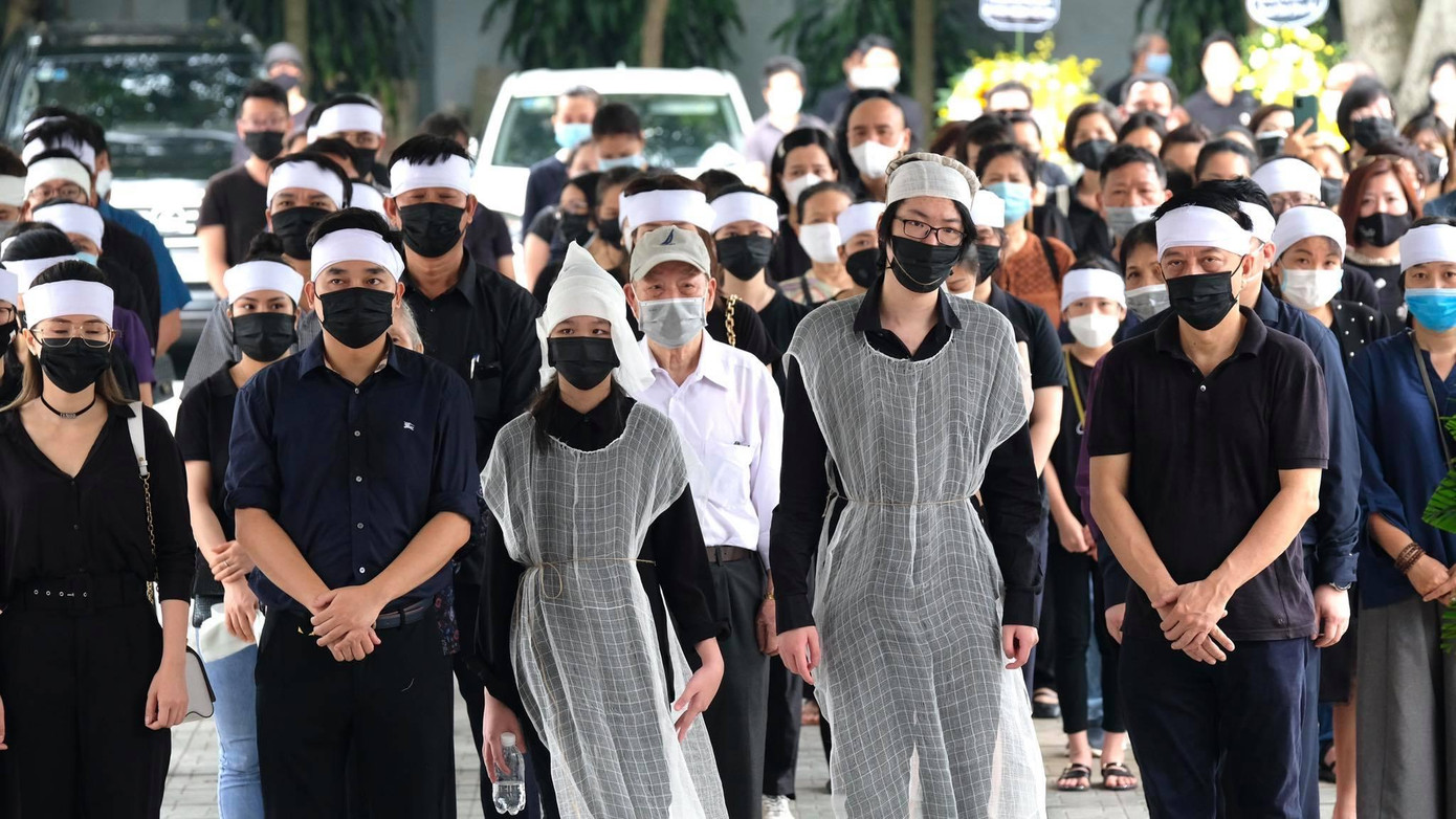 Hai con của Hoa hậu Thu Thủy là Duy Anh và Mỹ Tuệ tại tang lễ mẹ. Sau khi bố mẹ chia tay, con trai Duy Anh ở với Thu Thuỷ đến hết cấp hai thì chuyển vào TP HCM sống cùng bố. Khi Thu Thuỷ mất, Duy Anh lập tức được bố đưa về Hà Nội chịu tang mẹ.