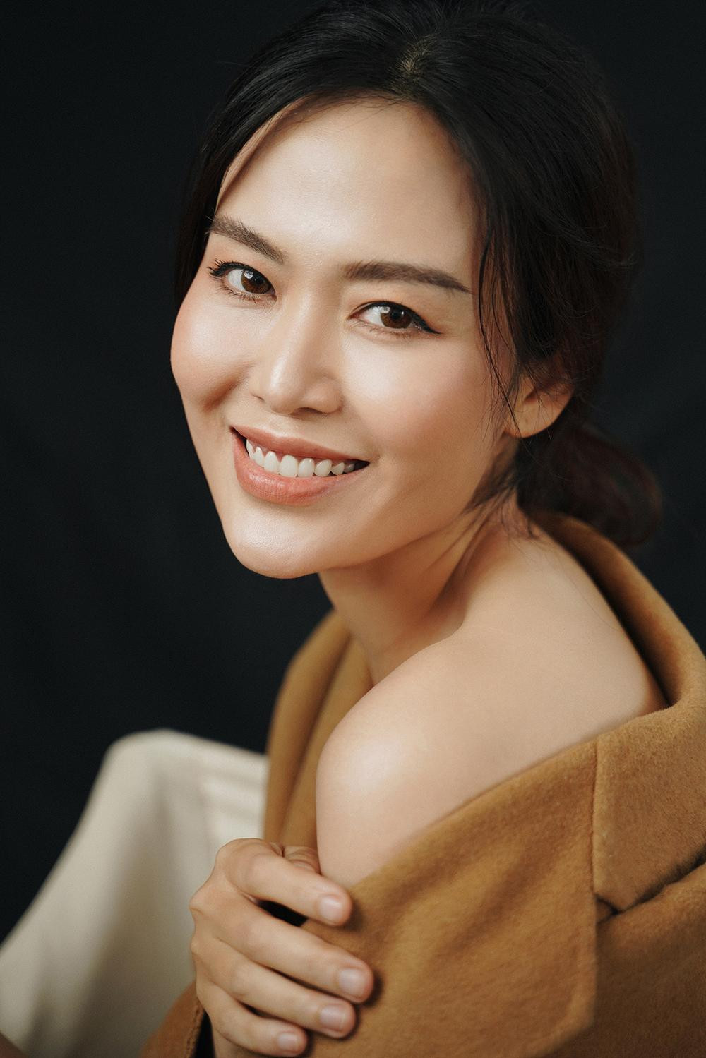 Thông tin Hoa hậu Thu Thuỷ đột ngột qua đời ở tuổi 45 vào sáng 5/6 đã khiến showbiz rúng động và bàng hoàng khi cô ra đi lúc còn quá trẻ và để lại hai đứa con thơ.