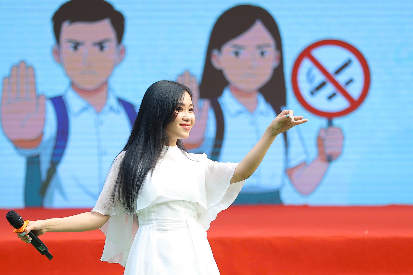 Thuốc lá điện tử - 'cạm bẫy ngọt ngào' với thanh thiếu niên ảnh 32 Thuốc lá điện tử - 'cạm bẫy ngọt ngào' với thanh thiếu niên ảnh 32