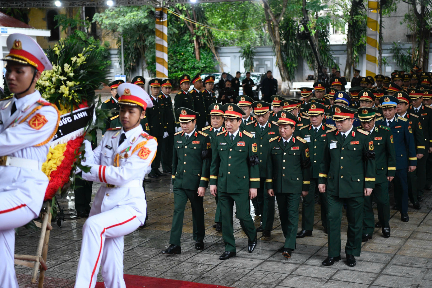 Lễ viếng nguyên Chủ tịch nước Trần Đức Lương ảnh 23 Lễ viếng nguyên Chủ tịch nước Trần Đức Lương ảnh 23
