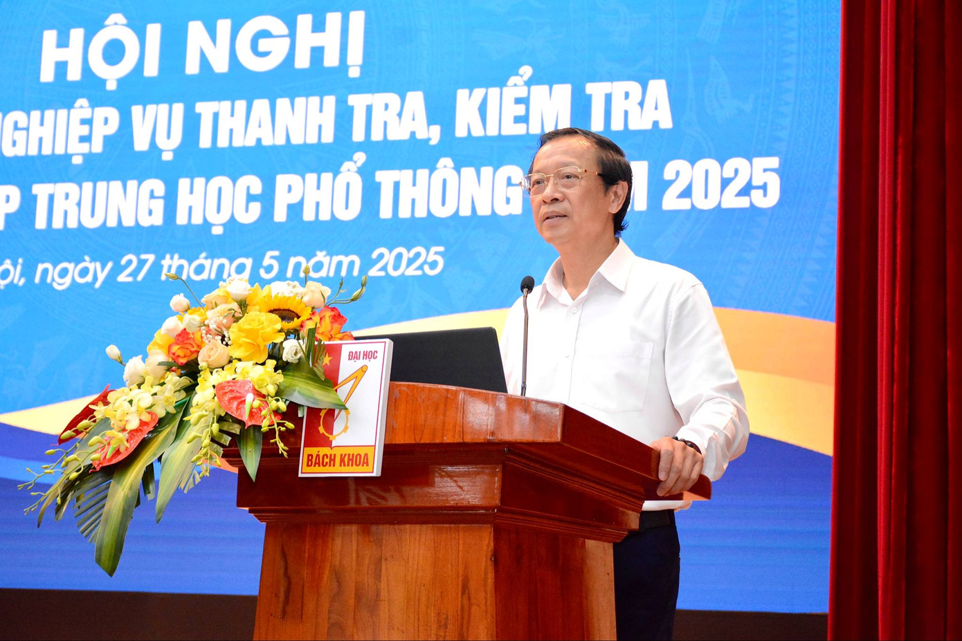 Thứ trưởng Bộ GD&amp;ĐT Phạm Ngọc Thưởng.