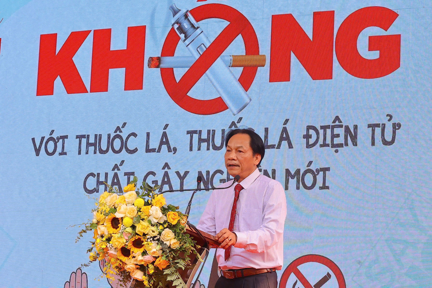 Nhà báo Lê Minh Toản - Phó Tổng Biên tập báo Tiền Phong Nhà báo Lê Minh Toản - Phó Tổng Biên tập báo Tiền Phong