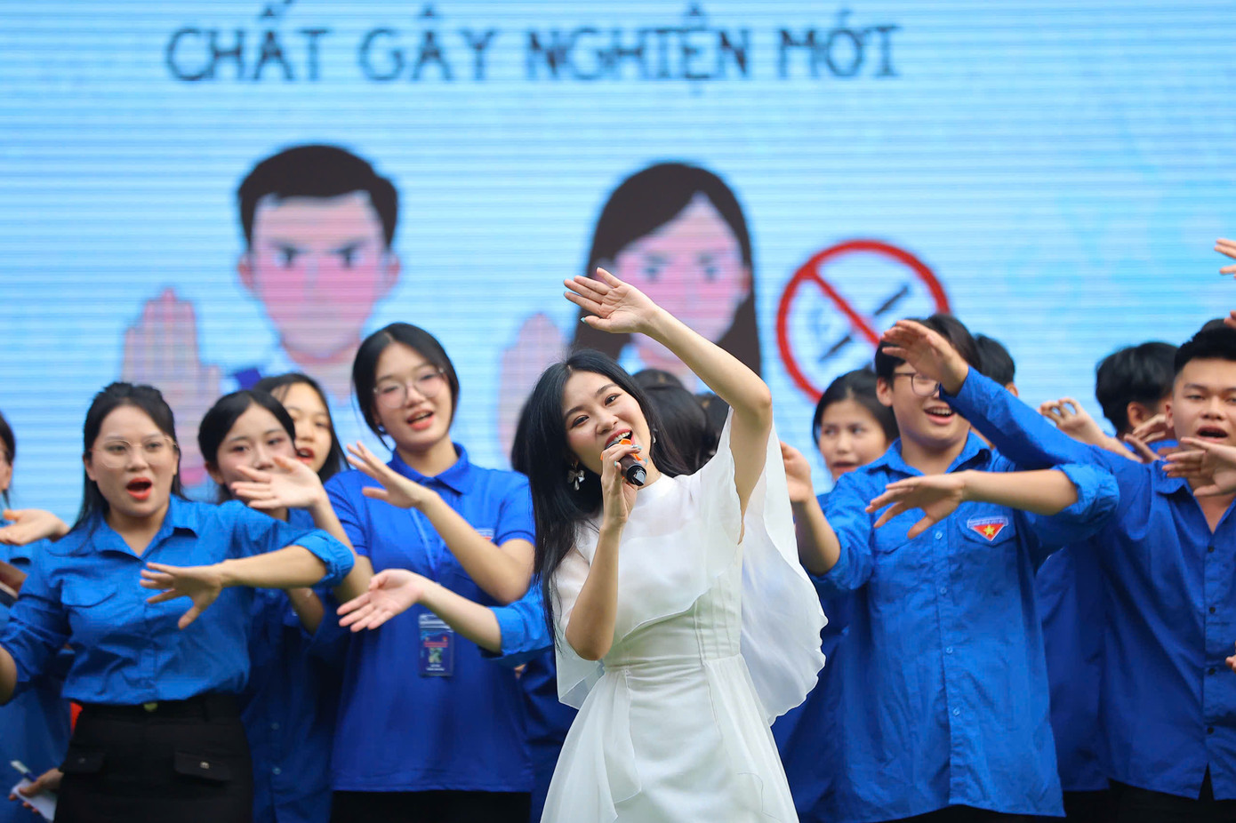 Thuốc lá điện tử - 'cạm bẫy ngọt ngào' với thanh thiếu niên ảnh 27 Thuốc lá điện tử - 'cạm bẫy ngọt ngào' với thanh thiếu niên ảnh 27