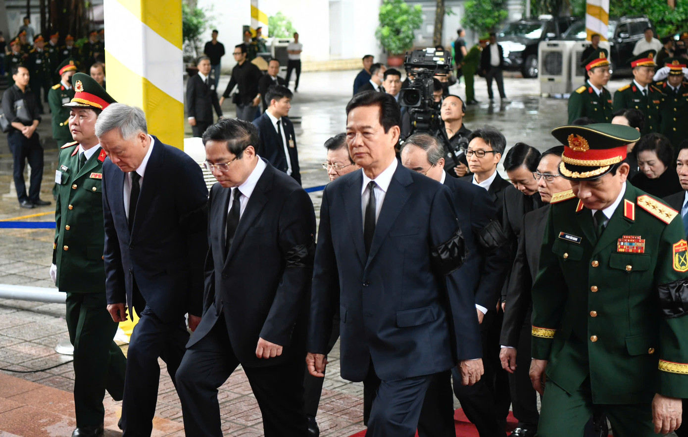 Lễ viếng nguyên Chủ tịch nước Trần Đức Lương ảnh 19 Lễ viếng nguyên Chủ tịch nước Trần Đức Lương ảnh 19