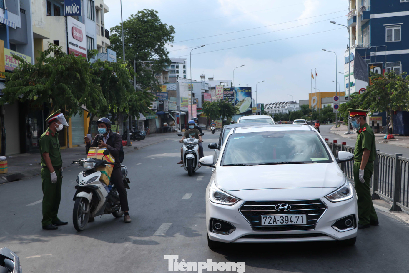 Tình trạng ùn tắc chỉ xảy ra cục bộ ở một số tuyến đường huyết mạch, cửa ngõ. Các tuyến đường nội thành vẫn khá thông thoáng trong những ngày qua.