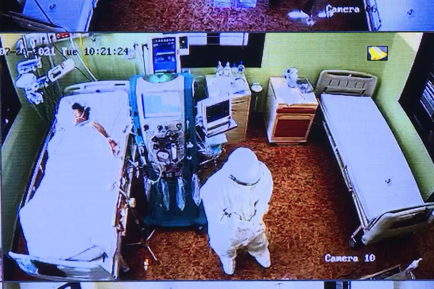 Đặc biệt có trường hợp bệnh nhân nguy kịch phải tiến hành lọc máu, sử dụng thuốc vận mạch. Đến sáng 20/7, bệnh nhân đã ổn định và đang được các bác sĩ chăm sóc và theo dõi.