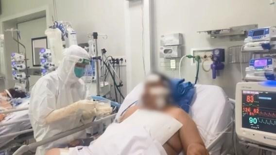 Nam bệnh nhân hồi phục sau thời gian điều trị.