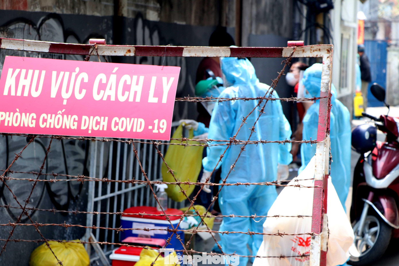 Các trường hợp F0 sẽ được truy vết trong vòng 1 giờ. Ảnh: Ngô Bình. Các trường hợp F0 sẽ được truy vết trong vòng 1 giờ. Ảnh: Ngô Bình.