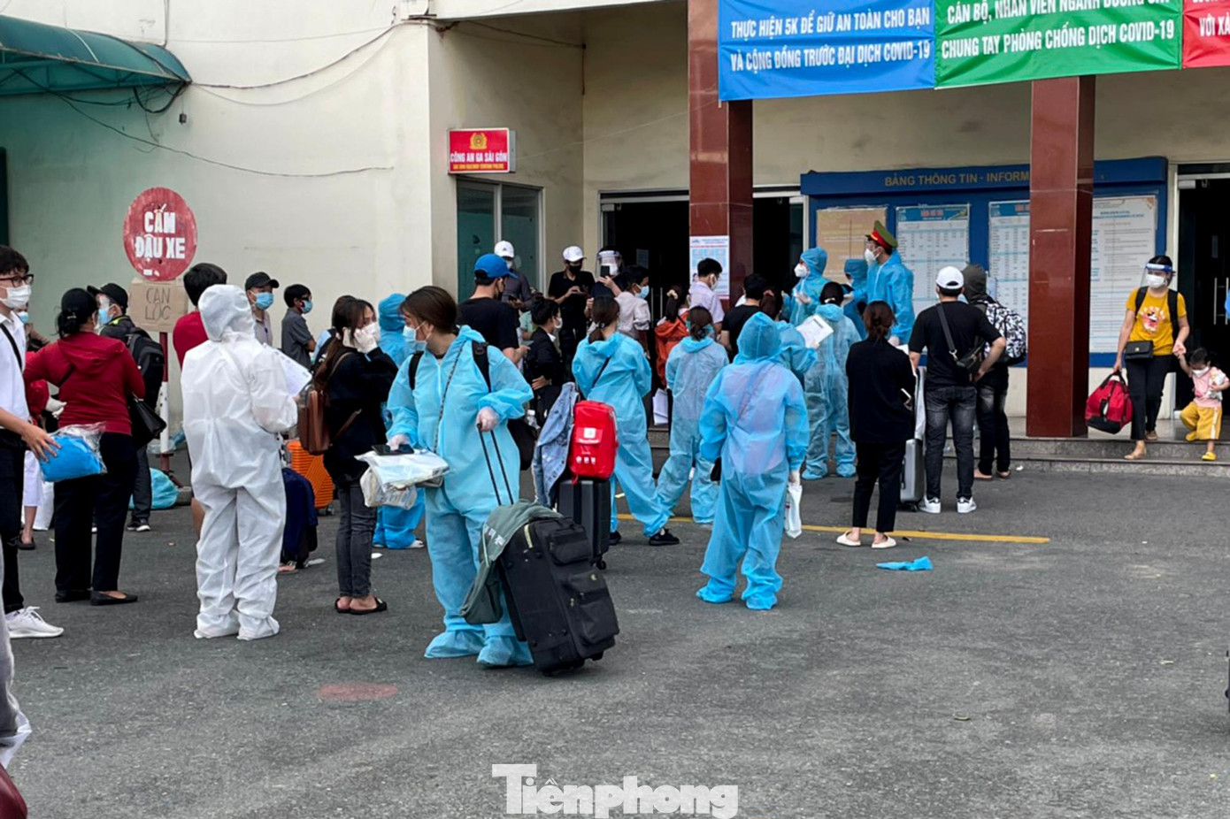 Hành khách về đến quê nhà sẽ được UBND tỉnh Hà Tĩnh đón và đưa vào khu cách ly theo quy định.